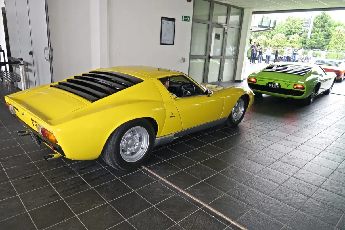 Visita a Sant'Agata, dov'è nato il mito Lamborghini Miura (130)