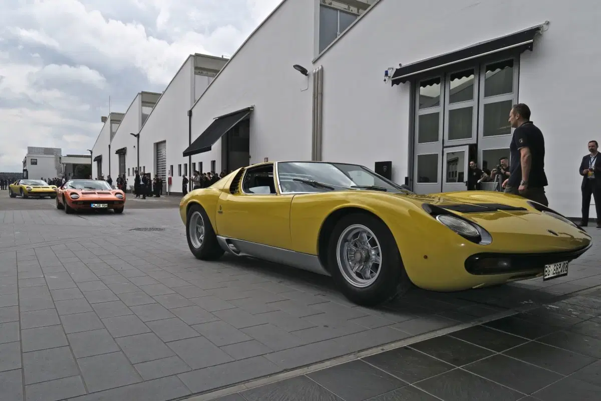 Visita a Sant'Agata, dov'è nato il mito Lamborghini Miura (140)