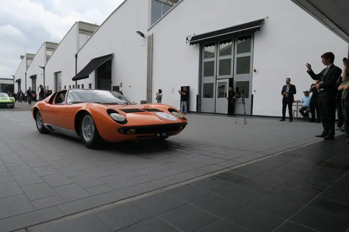 Visita a Sant'Agata, dov'è nato il mito Lamborghini Miura (144)