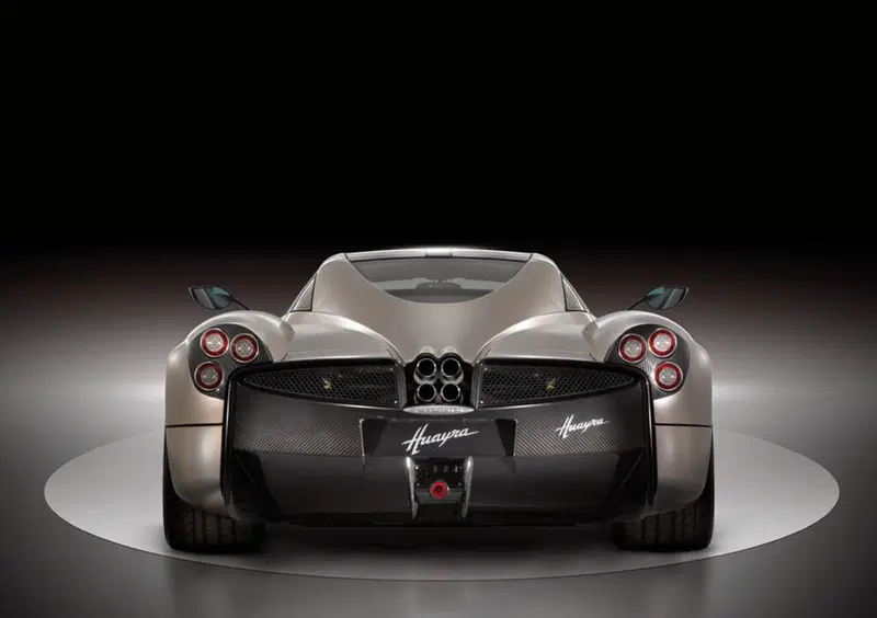 Pagani Huayra Coupé (2015-17) (2)