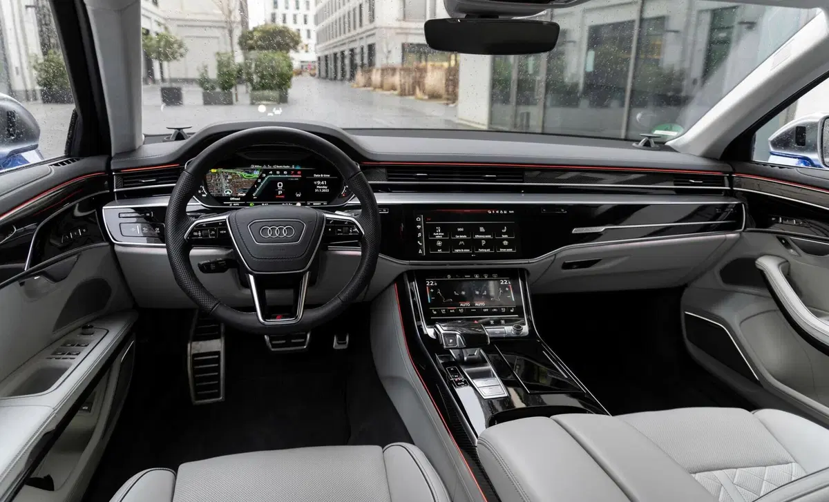 Audi S8 (2019-->>) (15)