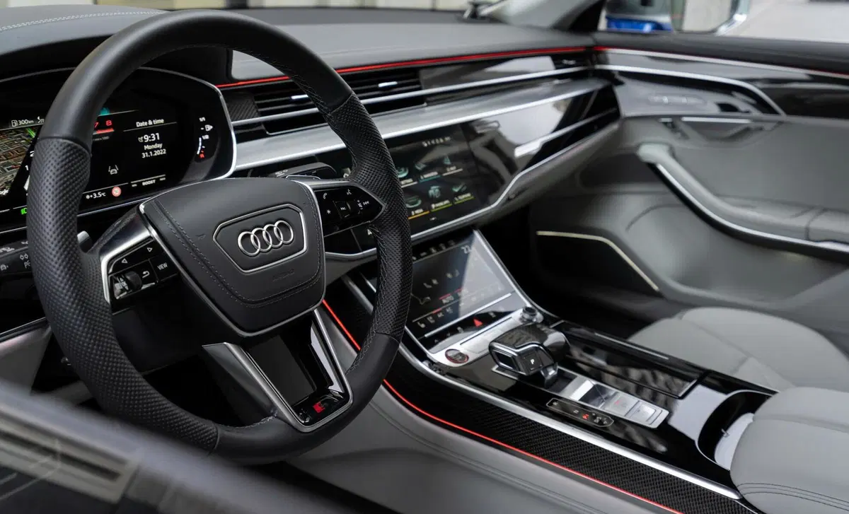 Audi S8 (2019-->>) (14)