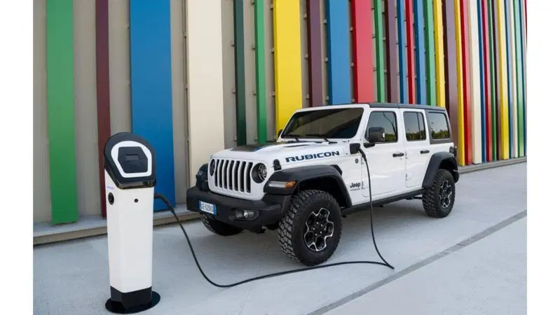 Jeep Wrangler 4xe eletta migliore 4x4 del 2022