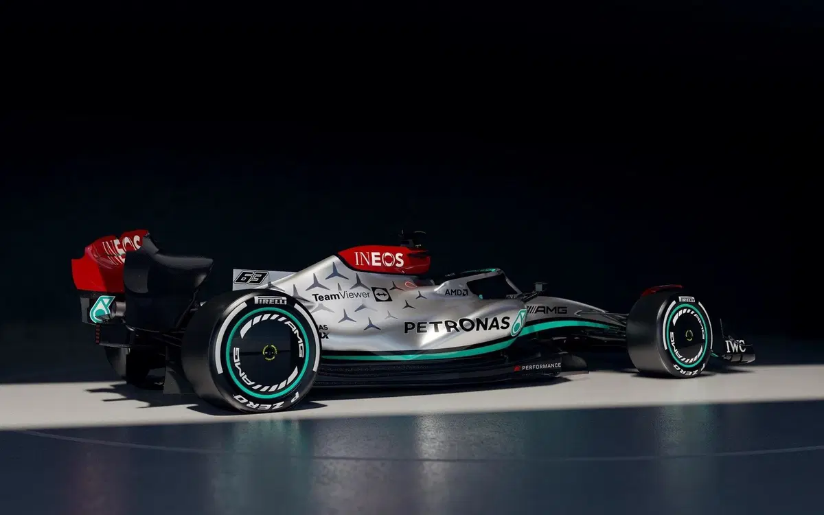 Formula 1: Mercedes, presentata la W13 di Hamilton e Russell (5)