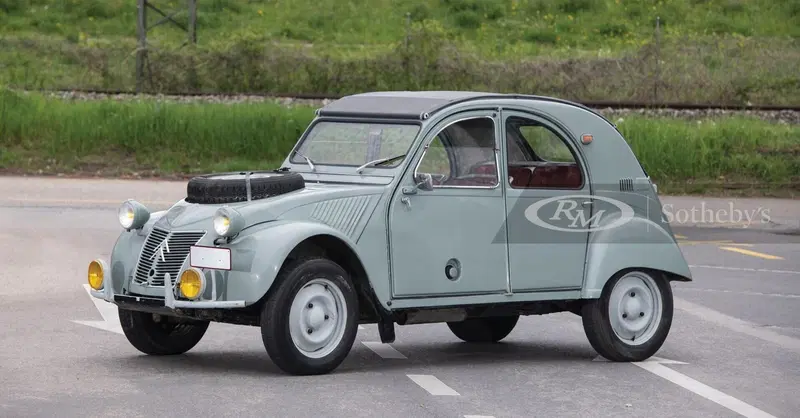 Come mai questa Citro&euml;n 2CV Sahara vale 100mila euro?