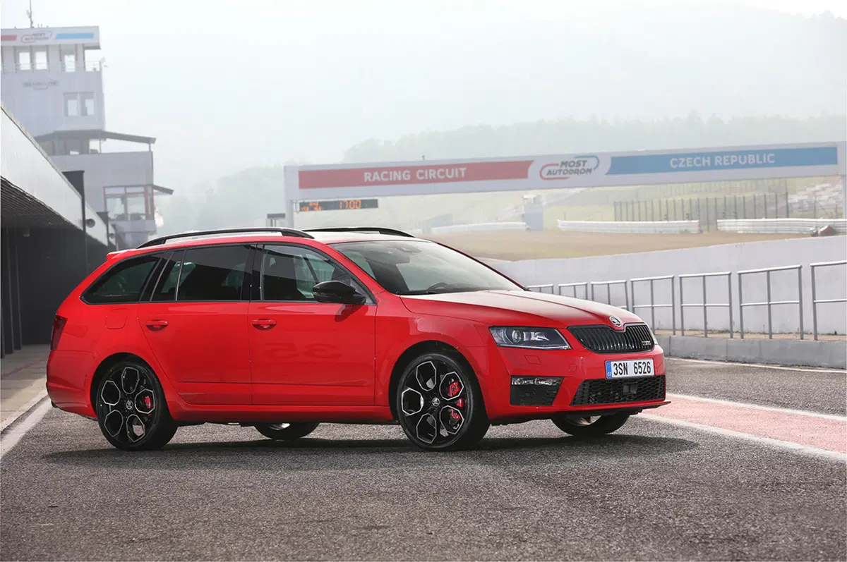 Skoda Octavia RS 230 [Video prime impressioni]