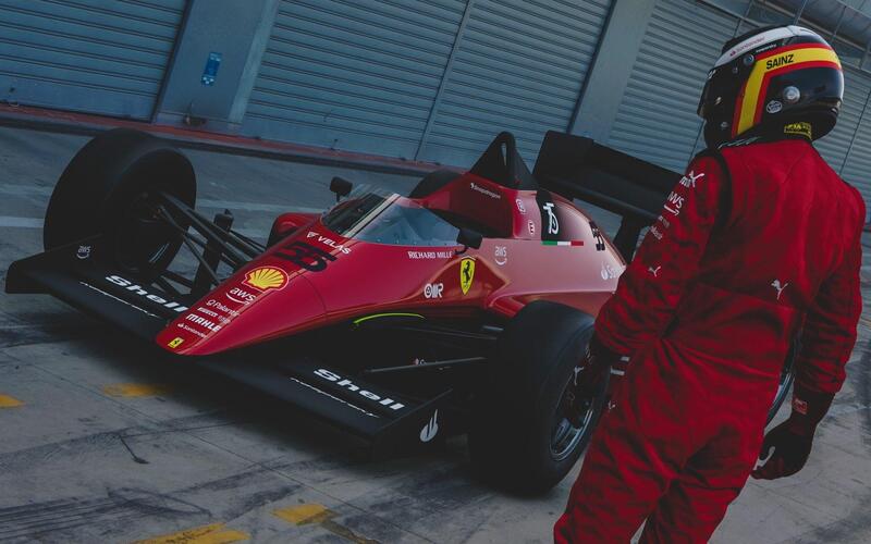 La bellissima retro Ferrari F1-75 batte subito tutti in pista a Monza [su Instagram]