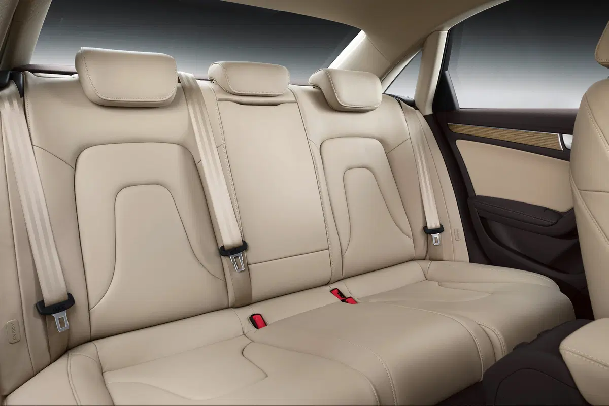 Audi A4 (2007-16) (5)
