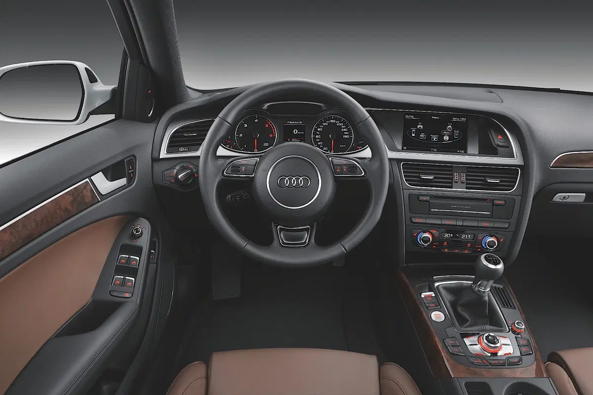 Audi A4 Avant 2.0 TDI 143CV F.AP. Business (5)