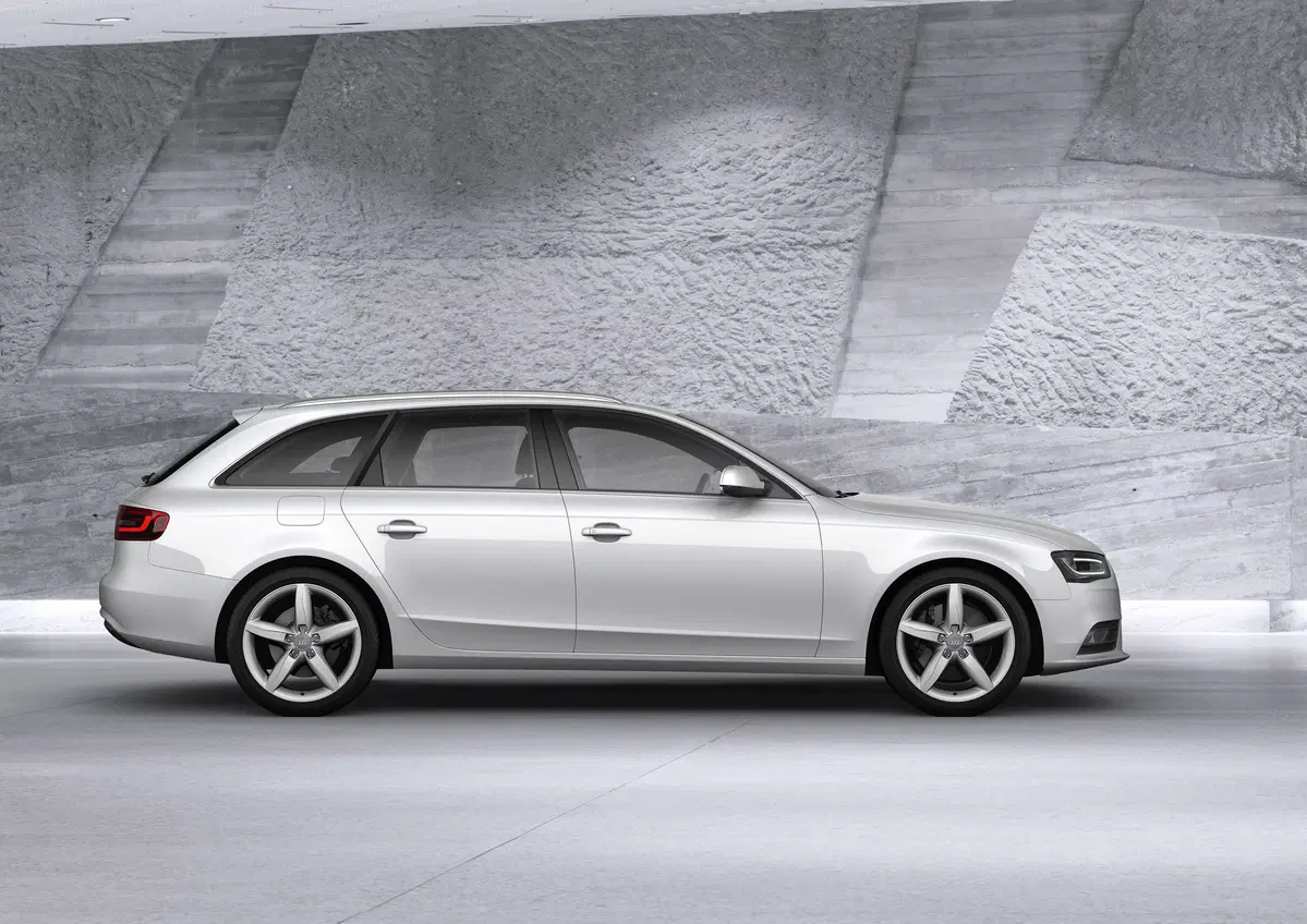 Audi A4 Avant 2.0 TDI 143CV F.AP. Business (4)