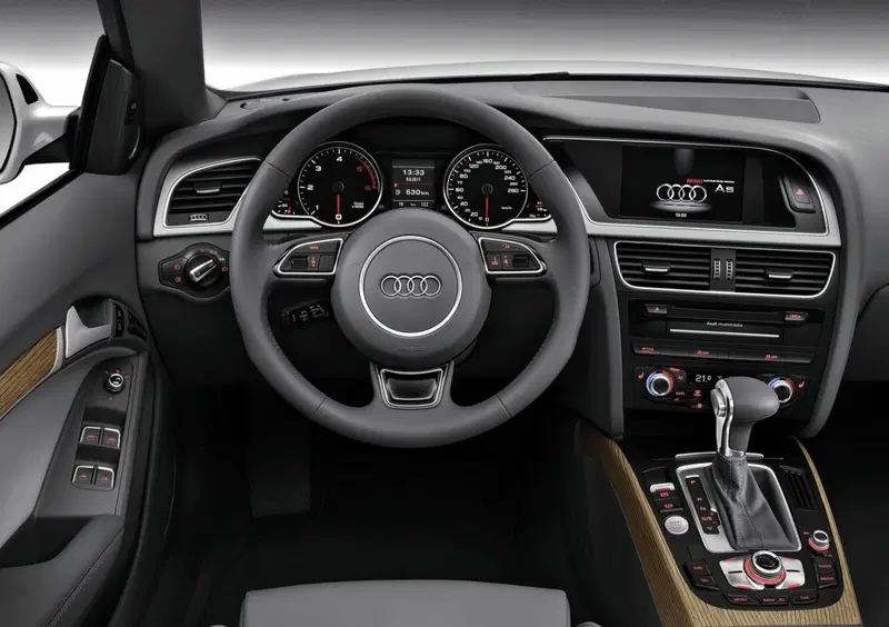 Audi A5 Cabrio (2009-17) (5)