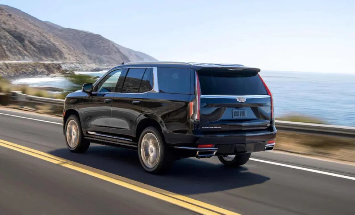 Cadillac Escalade (4)