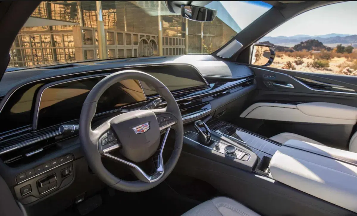 Cadillac Escalade (20)