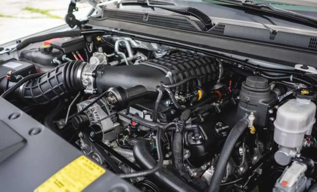 Cadillac Escalade (24)