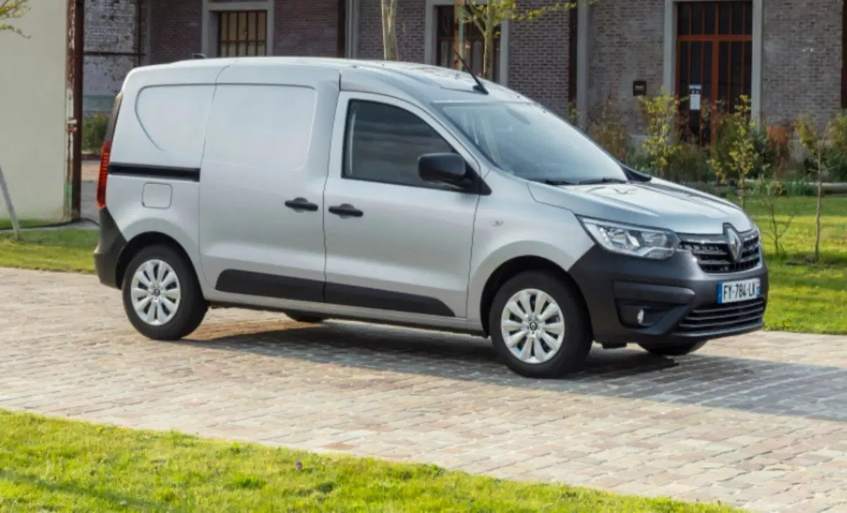 Renault Express (2021-23) (9)