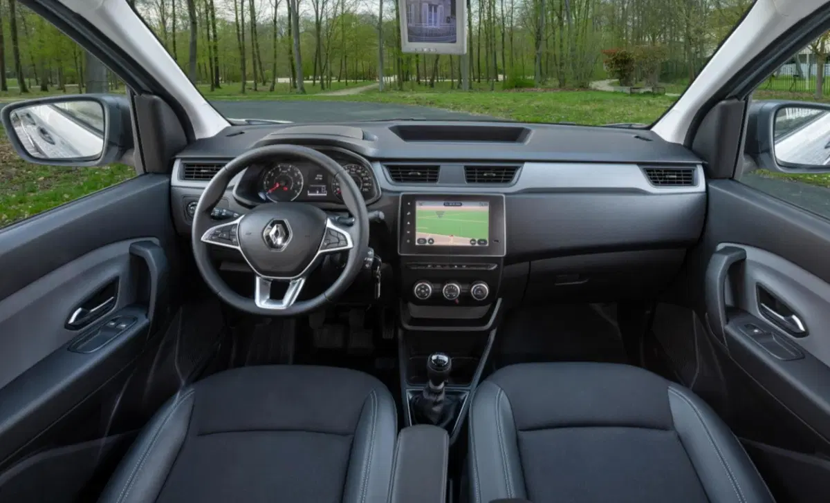 Renault Express (2021-23) (15)