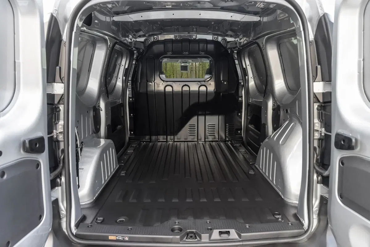 Renault Express (2021-23) (13)