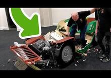Due anni per costruirla, pochi secondi per distruggerla: destino amaro per la Jeep di Lego [VIDEO]