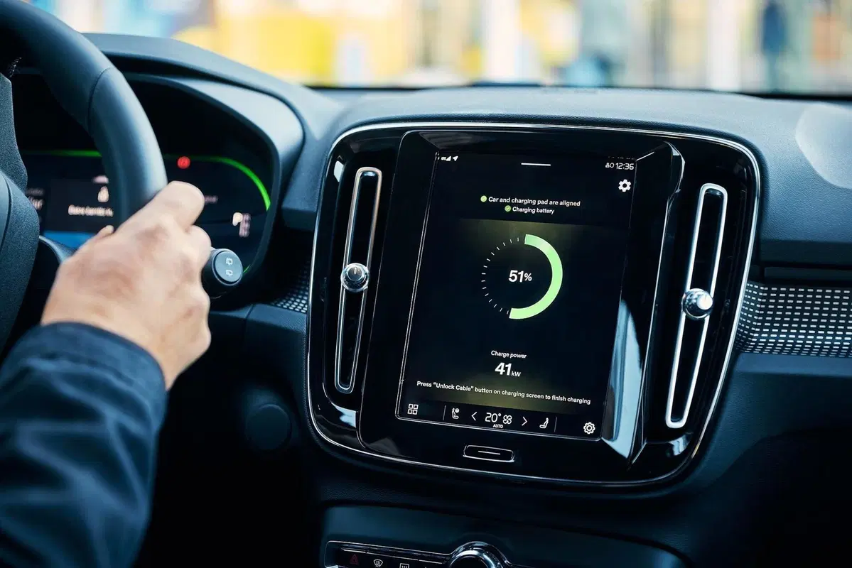 Volvo e la ricarica wireless: take it easy!  (2)