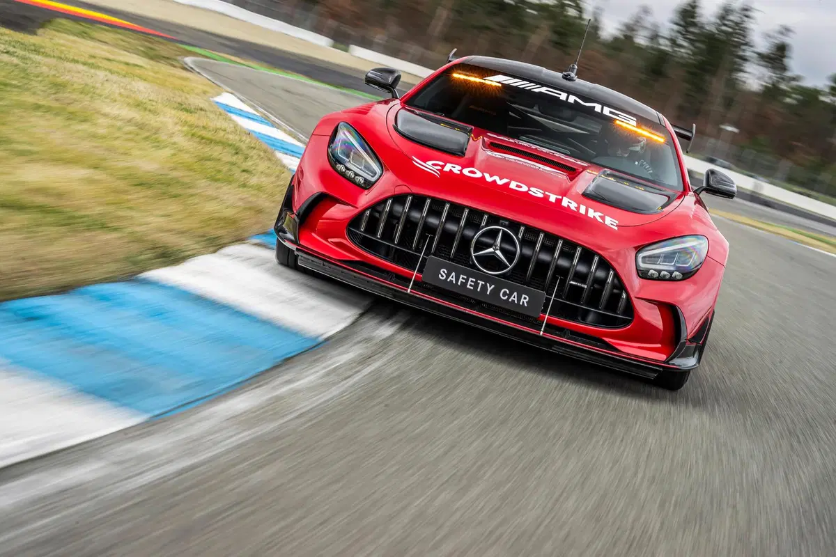 Mercedes-AMG GT Black Series è la nuova Safety Car della Formula 1  (5)