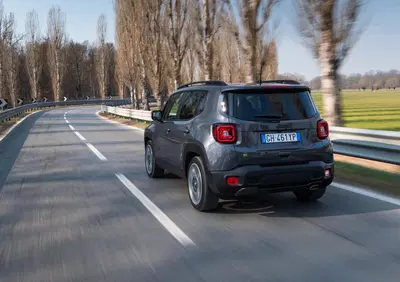 Jeep Renegade e-Hybrid: leggera e efficace come un full hybrid