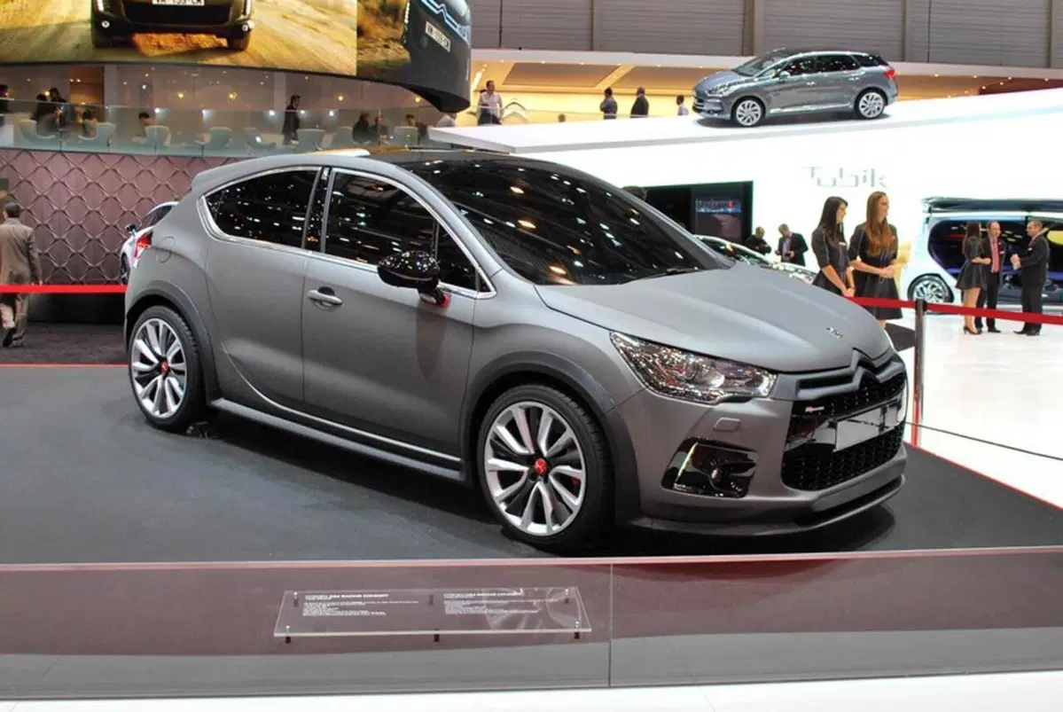 Novità mancate in gamma, Citroen: 5 concept-car francesi di cui pochi si ricordano (12)