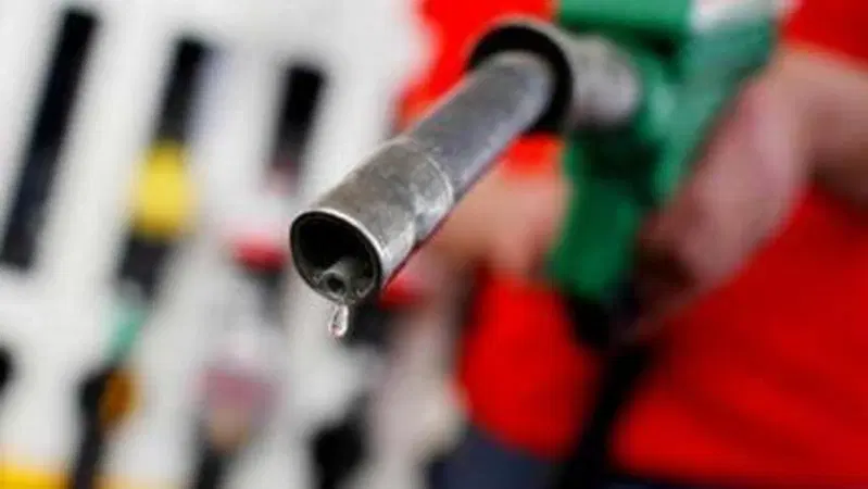 Scene mai viste ai distributori carburante con prezzo pi&ugrave; "basso": intervengono i carabinieri a Padova