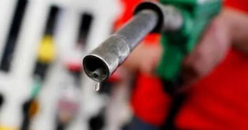 Scene mai viste ai distributori carburante con prezzo pi&ugrave; "basso": intervengono i carabinieri a Padova