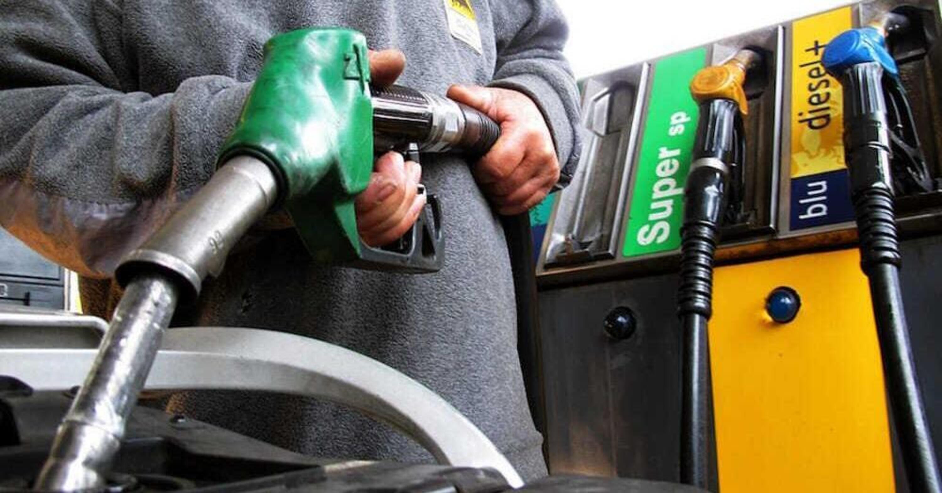 Se la benzina seguisse i rialzi del gas potrebbe superare i 3 euro al litro