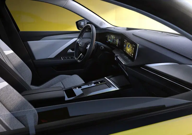 Opel Astra Station Wagon (2022-->>) (21)