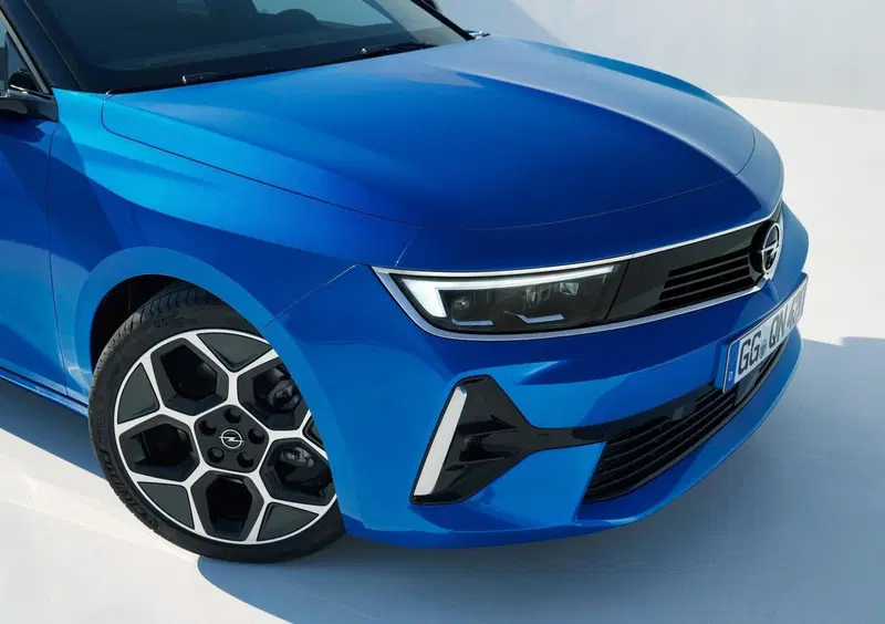 Opel Astra Station Wagon (2022-->>) (27)