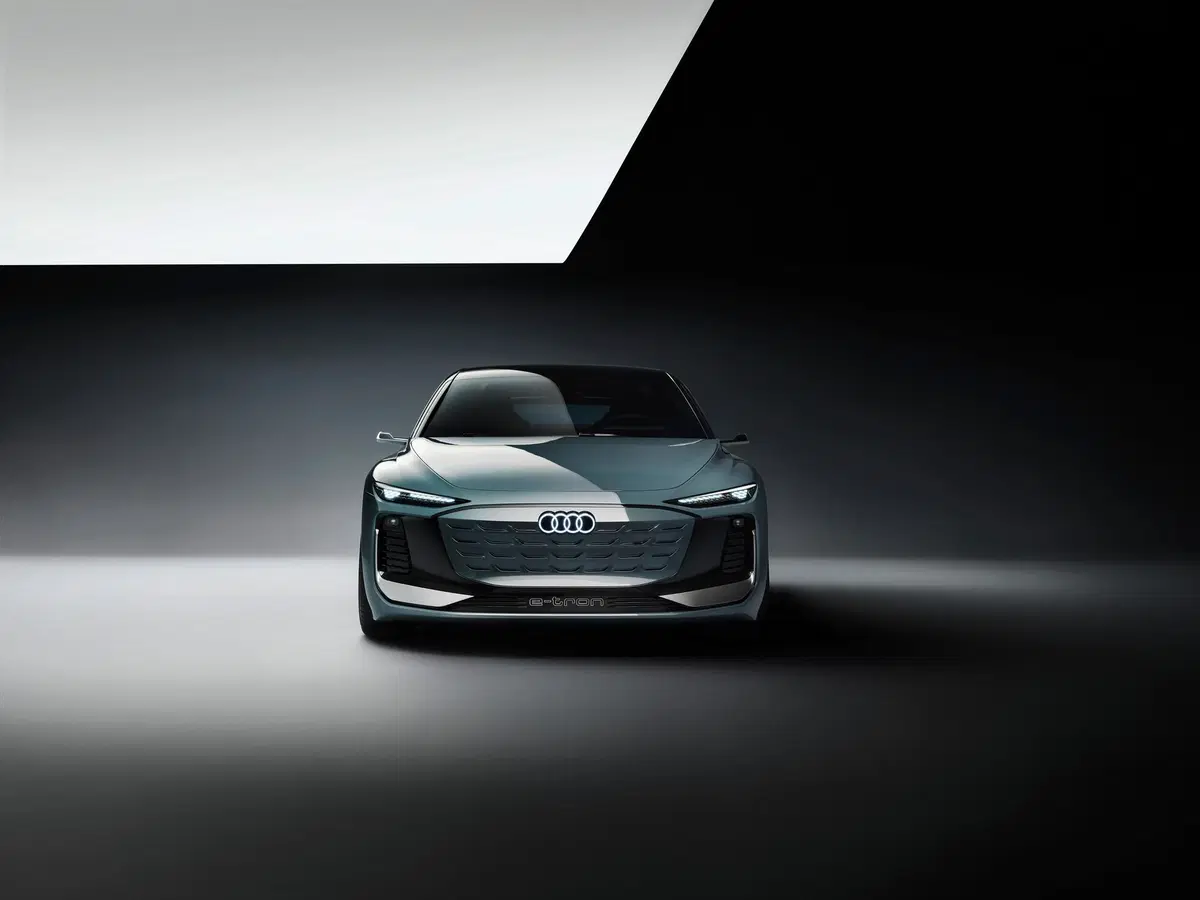 Il futuro delle auto familiari di lusso wagon esiste e parla ancora Audi: ecco A6 Avant e-tron [concept] (5)
