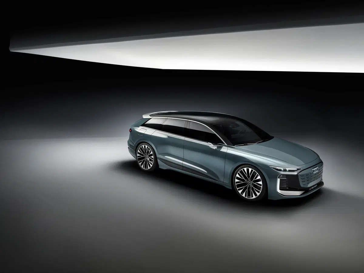 Il futuro delle auto familiari di lusso wagon esiste e parla ancora Audi: ecco A6 Avant e-tron [concept] (8)