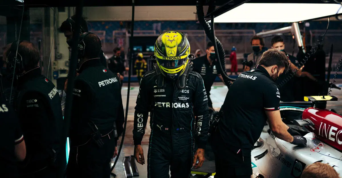 Formula 1, Hamilton: "Abbiamo grandi problemi"