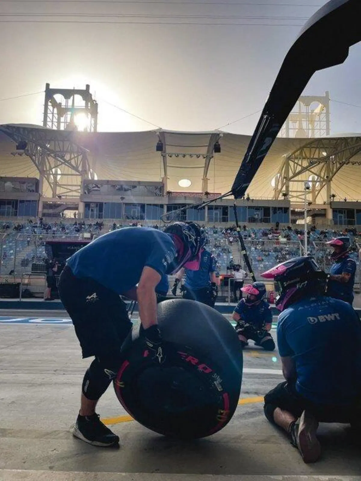 F1, GP Bahrain 2022: vince Leclerc. Secondo Sainz (47)