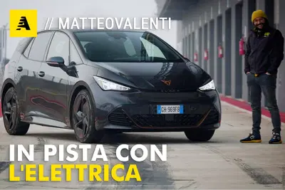 Si pu&ograve; andare in pista con un'auto elettrica? Prova speciale con CUPRA Born [Video]