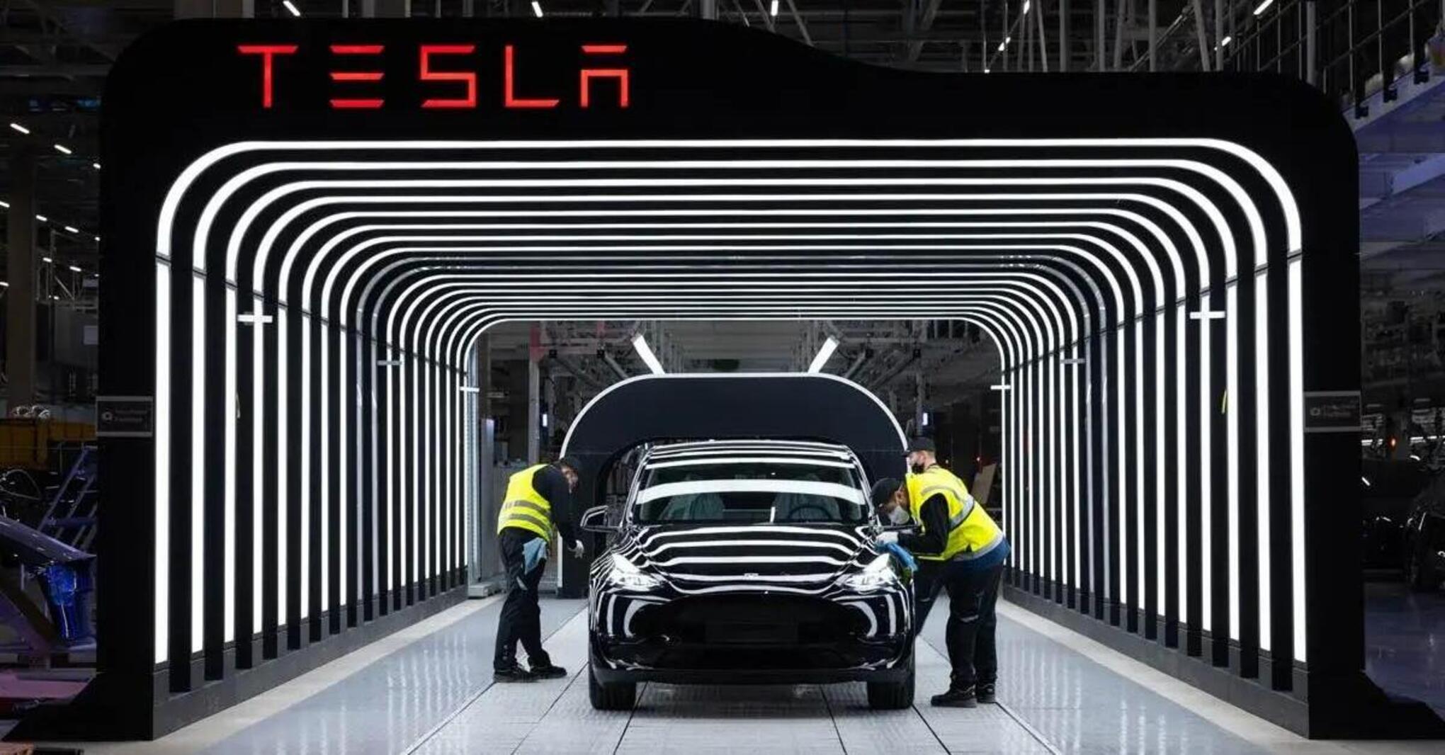 Al Via La Nuova Gigafactory Tesla A Berlino: Prime Model Y MIG ...