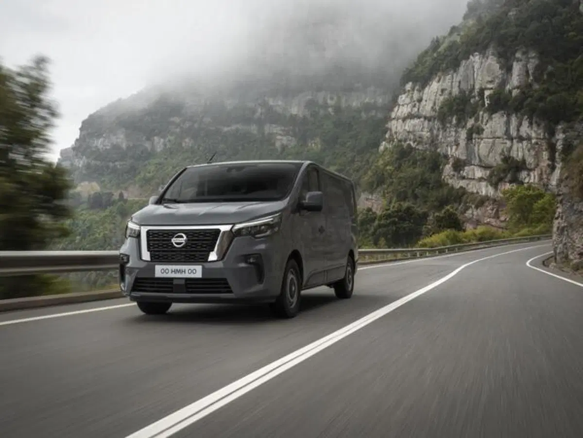 Nissan Primastar Furgone 27 2.0 dCi 110CV PC-TN Furgone Acenta
