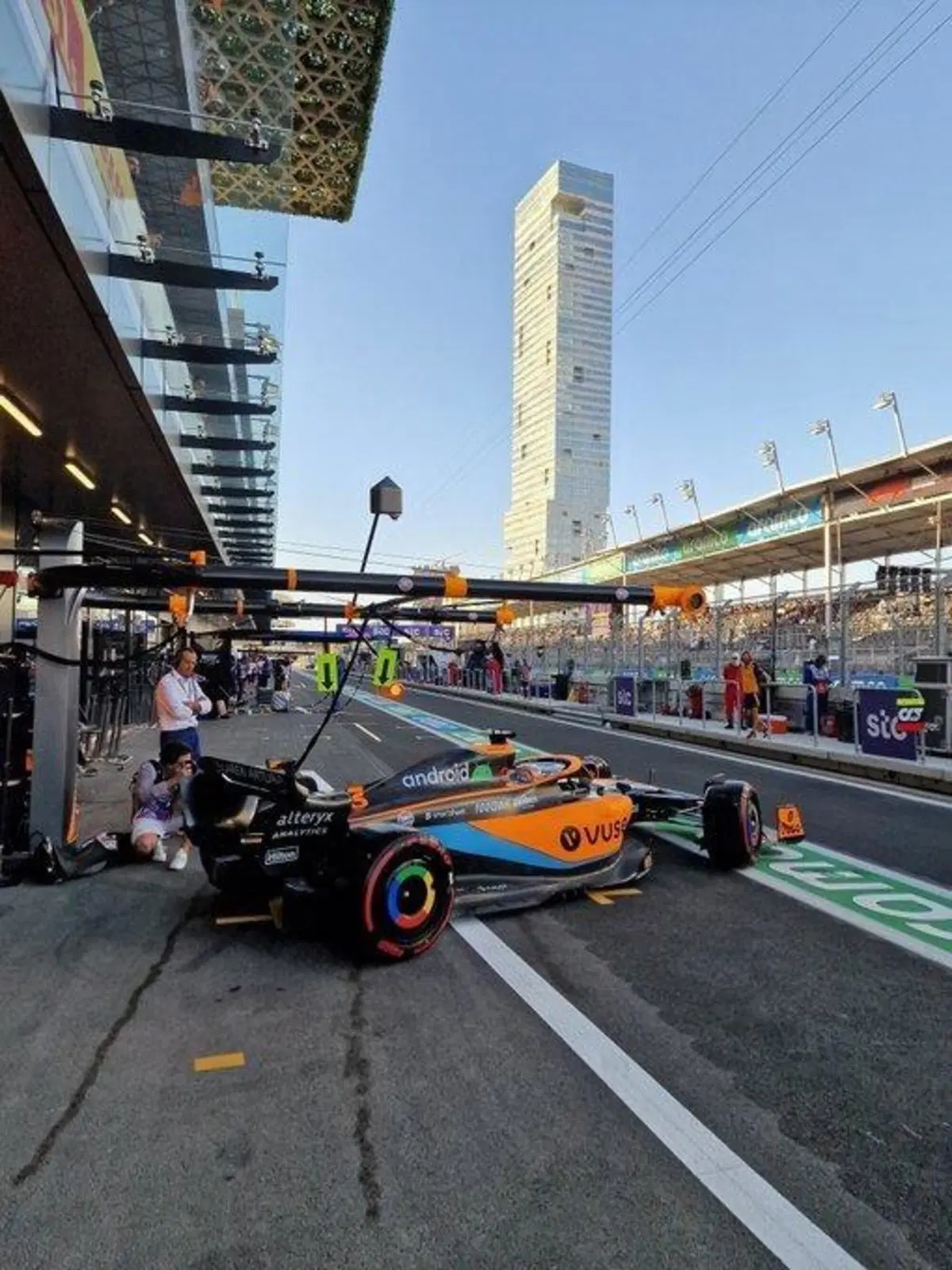 F1, GP Arabia Saudita 2022: pole per Perez. Secondo Leclerc (65)