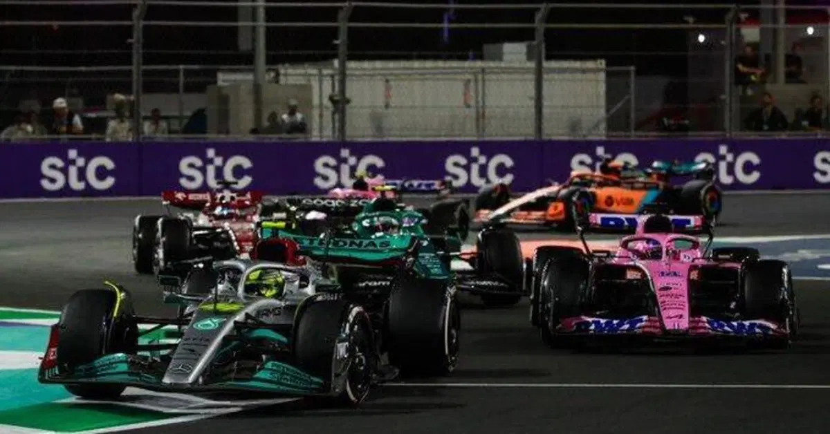 Formula 1, Hamilton: "Alla Mercedes servir&agrave; tempo per tornare al top"
