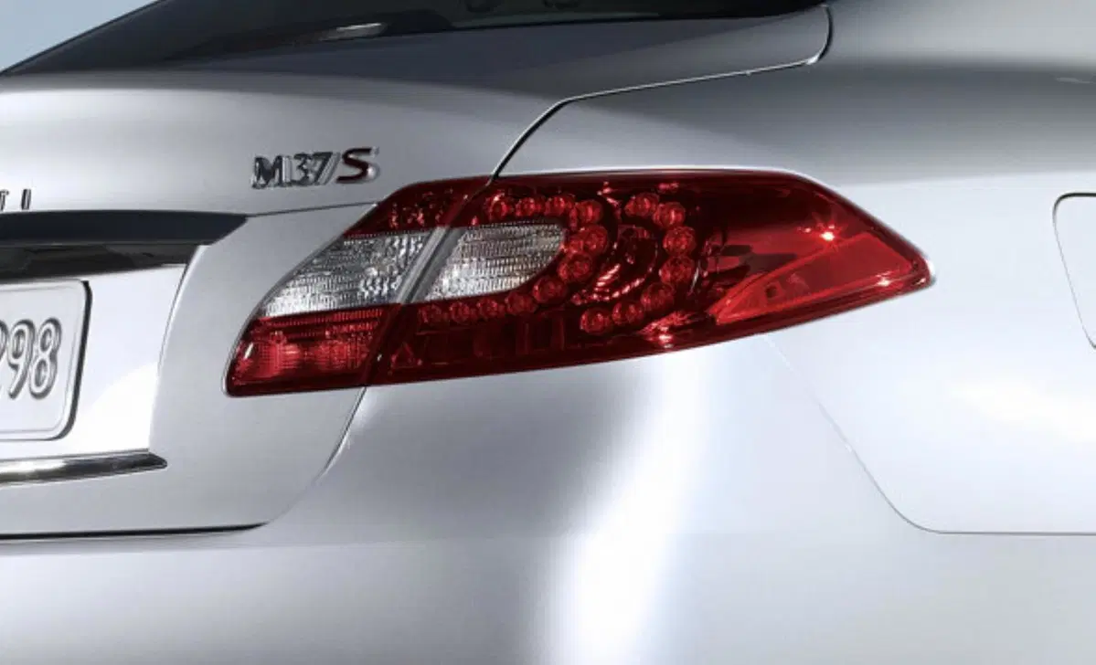 Infiniti M (2010-14) (22)