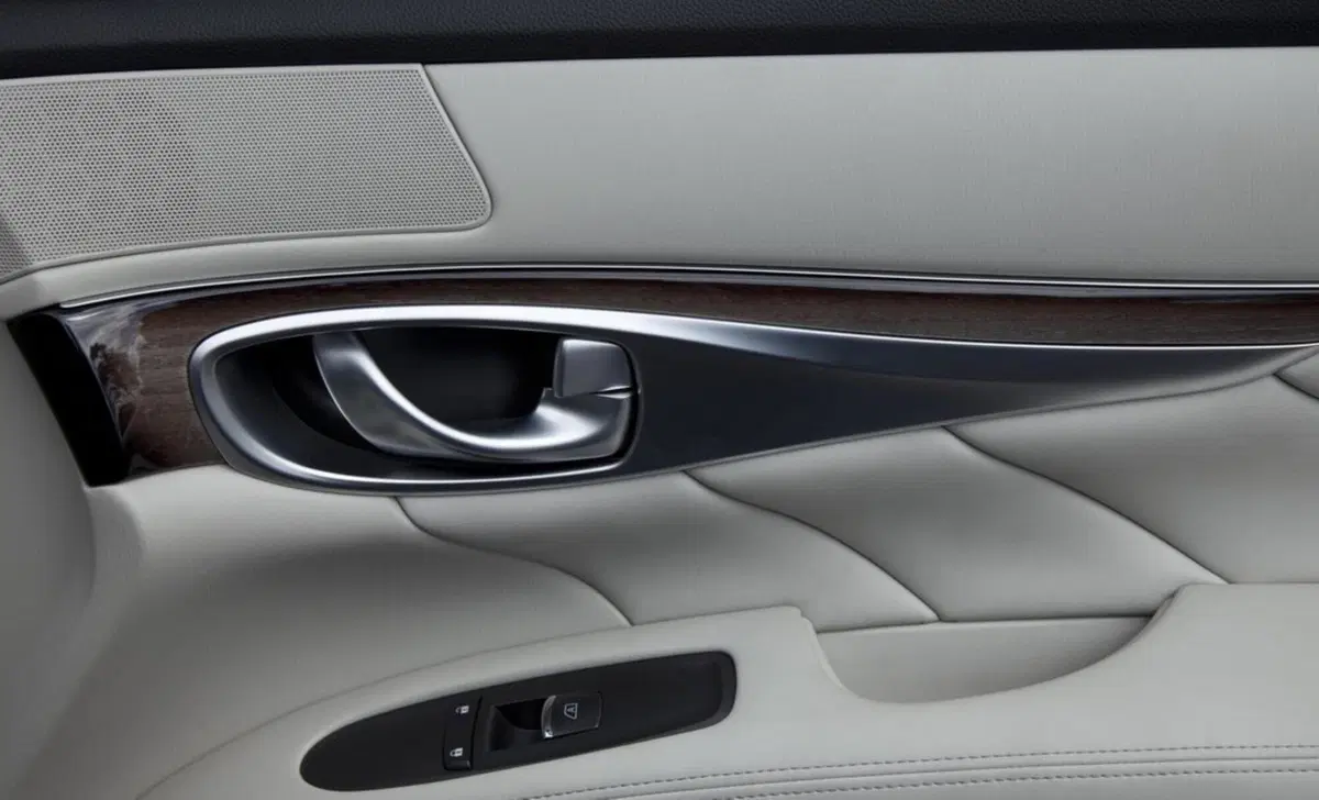 Infiniti M (2010-14) (16)