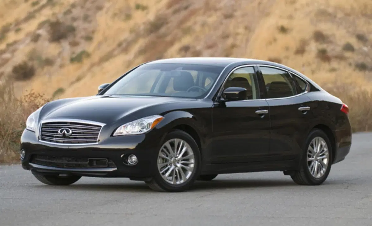 Infiniti M (2010-14) (8)