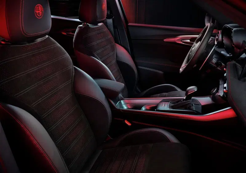 Alfa Romeo Tonale (2022-->>) (32)