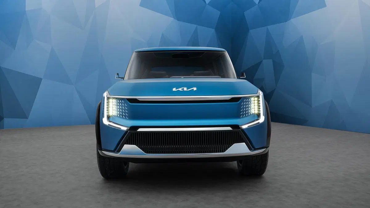 Concept EV9, ecco come appare dal vivo il SUV del futuro secondo KIA (3)