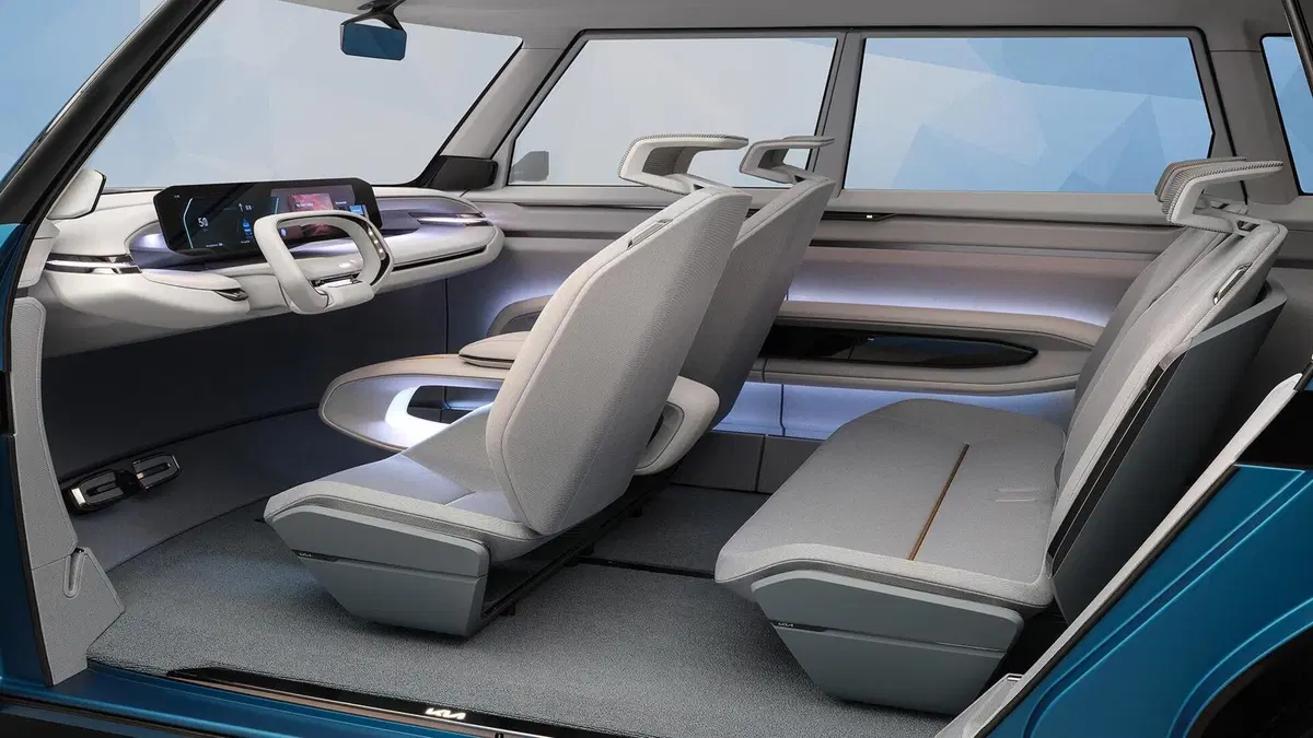 Concept EV9, ecco come appare dal vivo il SUV del futuro secondo KIA