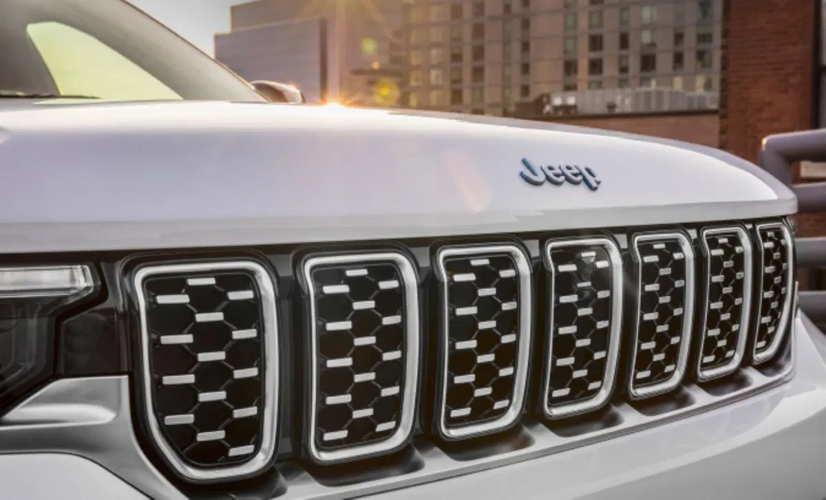 Jeep Grand Cherokee (20)