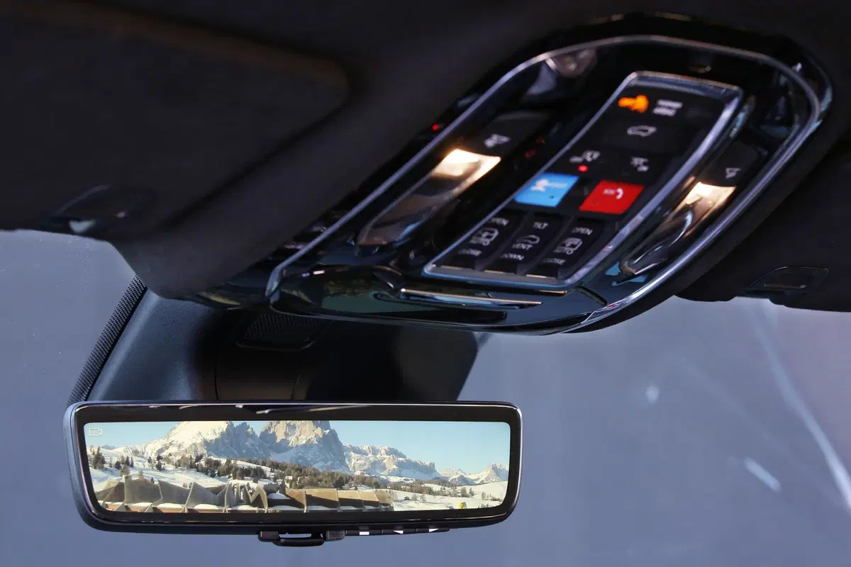Jeep Grand Cherokee (24)