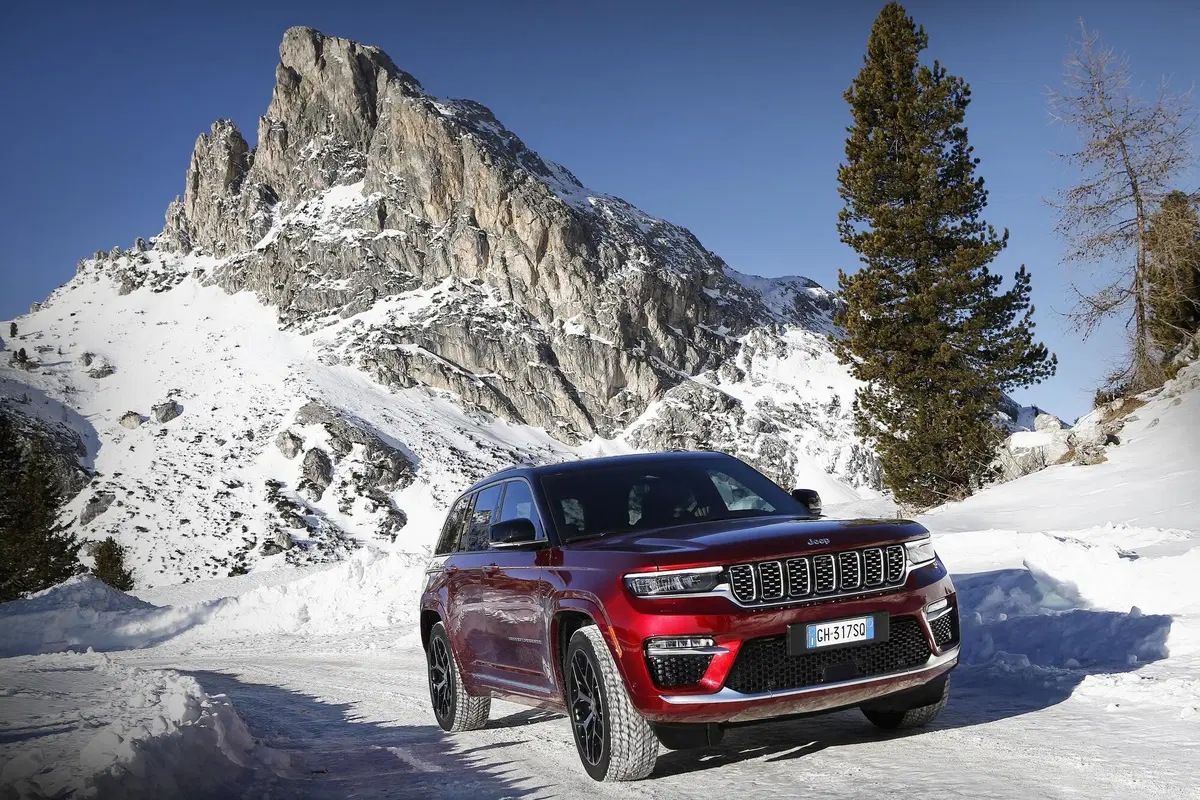 Jeep Grand Cherokee (25)