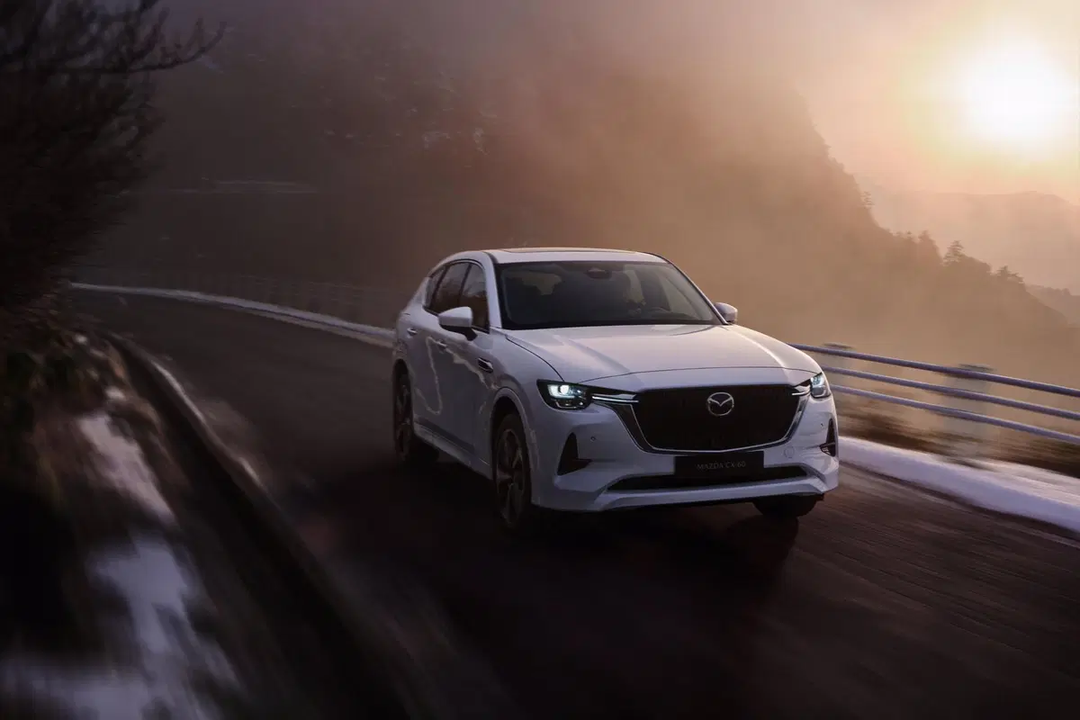 Mazda CX-60, ammiraglia Suv con tecnologia full hybrid plug-in (4)